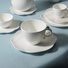 Geometrica White Tea Cup Saucer set of 2