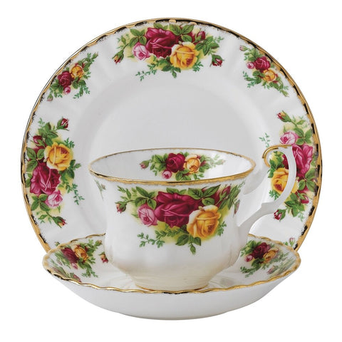 Royal Albert Old Country Roses 3-piece Place Setting