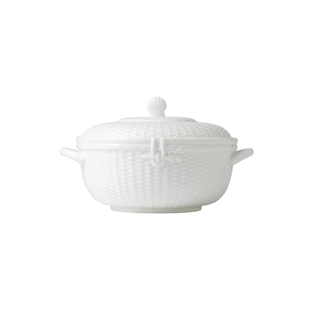 Nantucket Basket Covered Vegetable Bowl