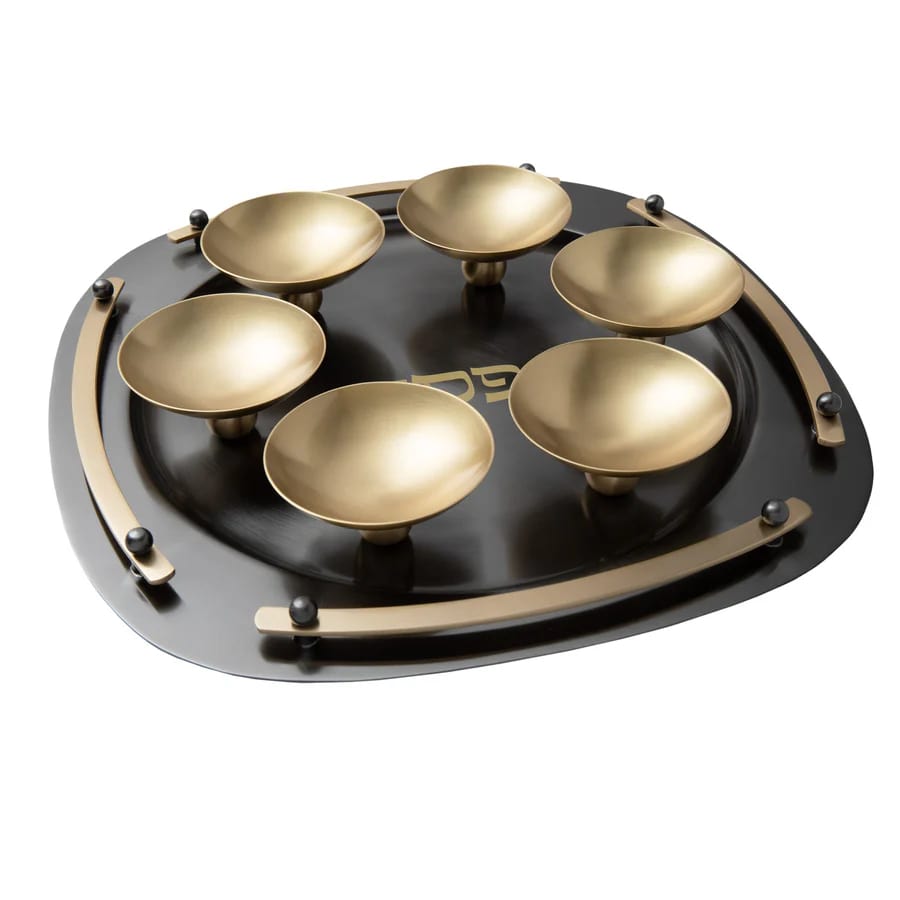 Suspension Black & Gold Seder Plate