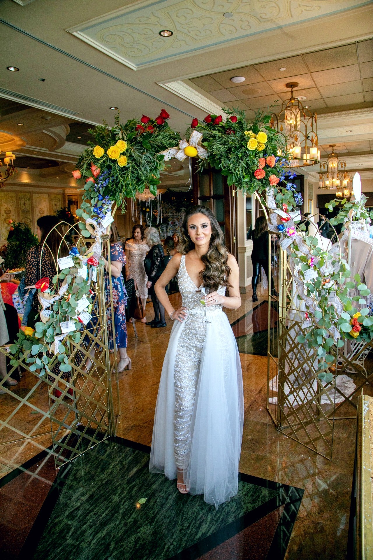 Golden Gate Escort Card Holder Rental