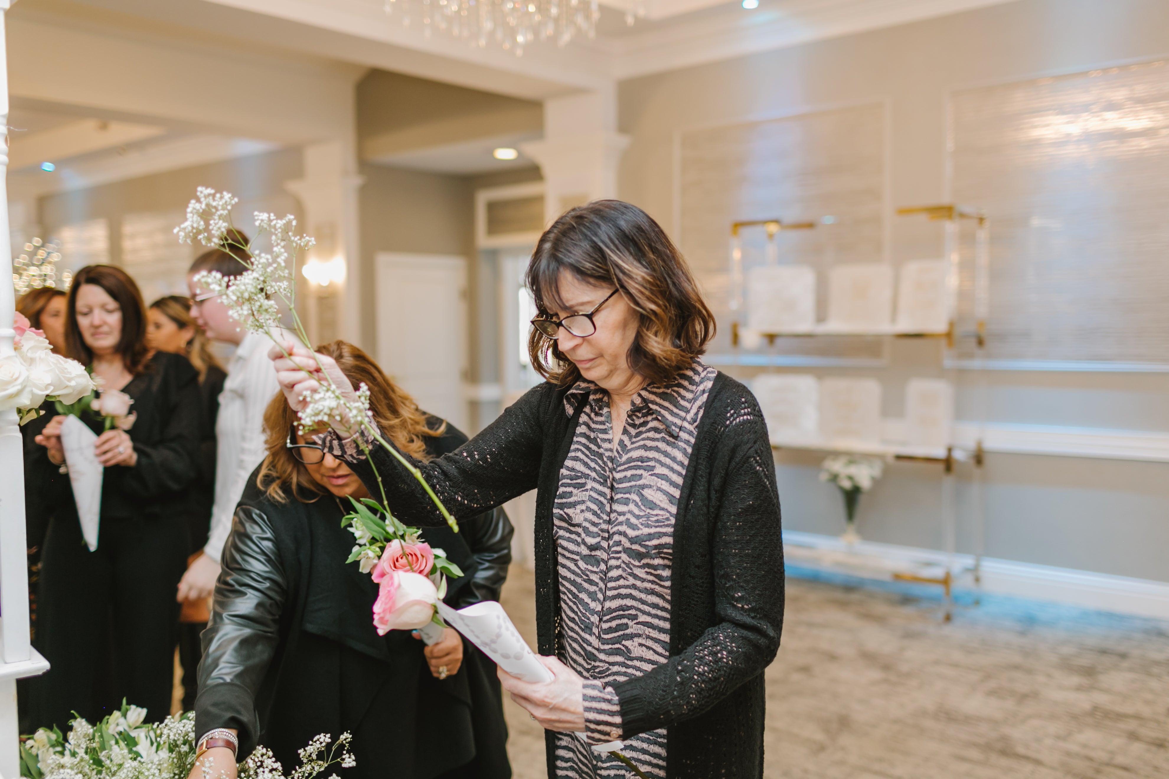 Flower Cart With Flowers For 100 Bouquets
