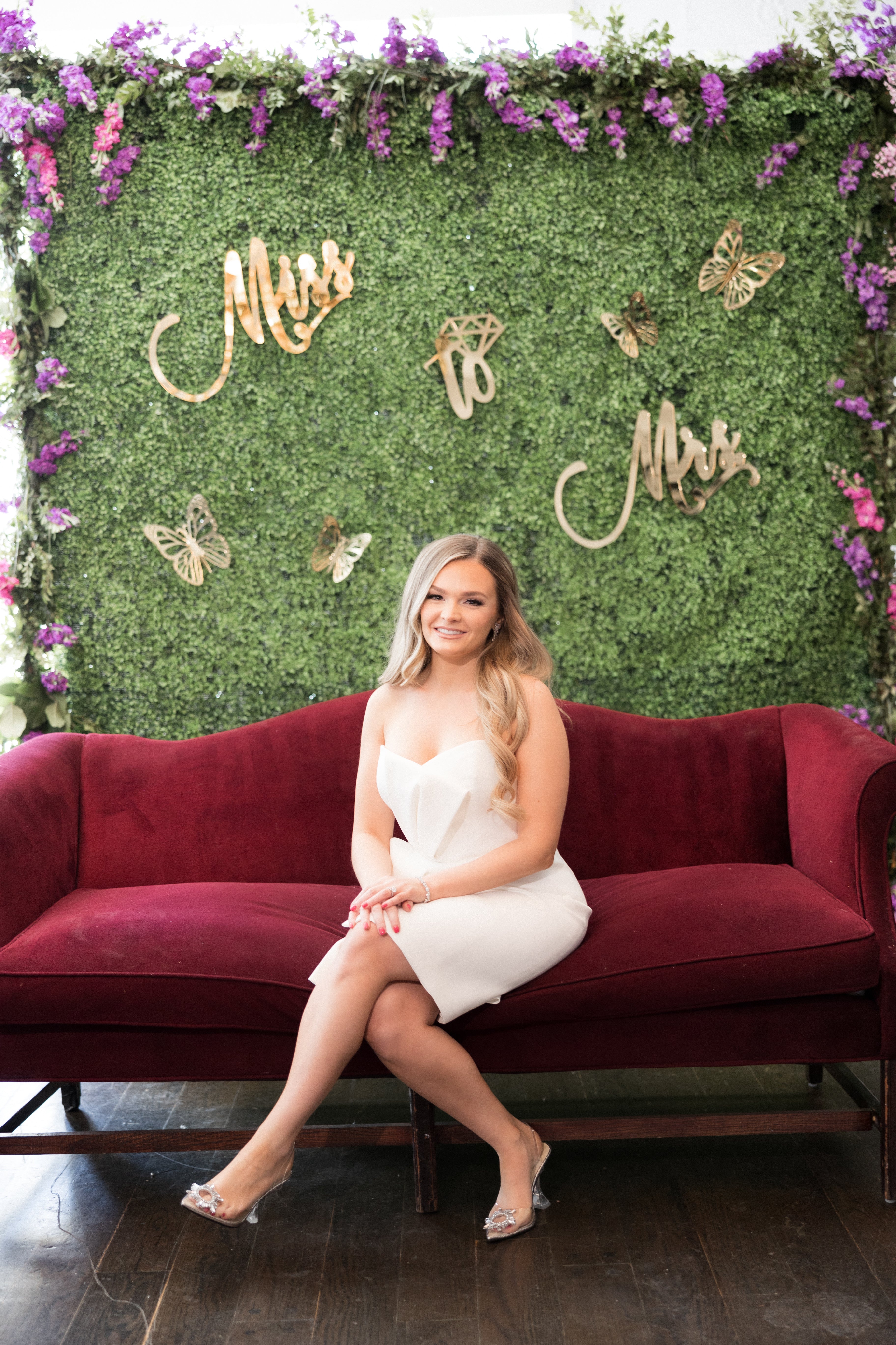 Lavender Garden Theme Boxwood Backdrop Rental