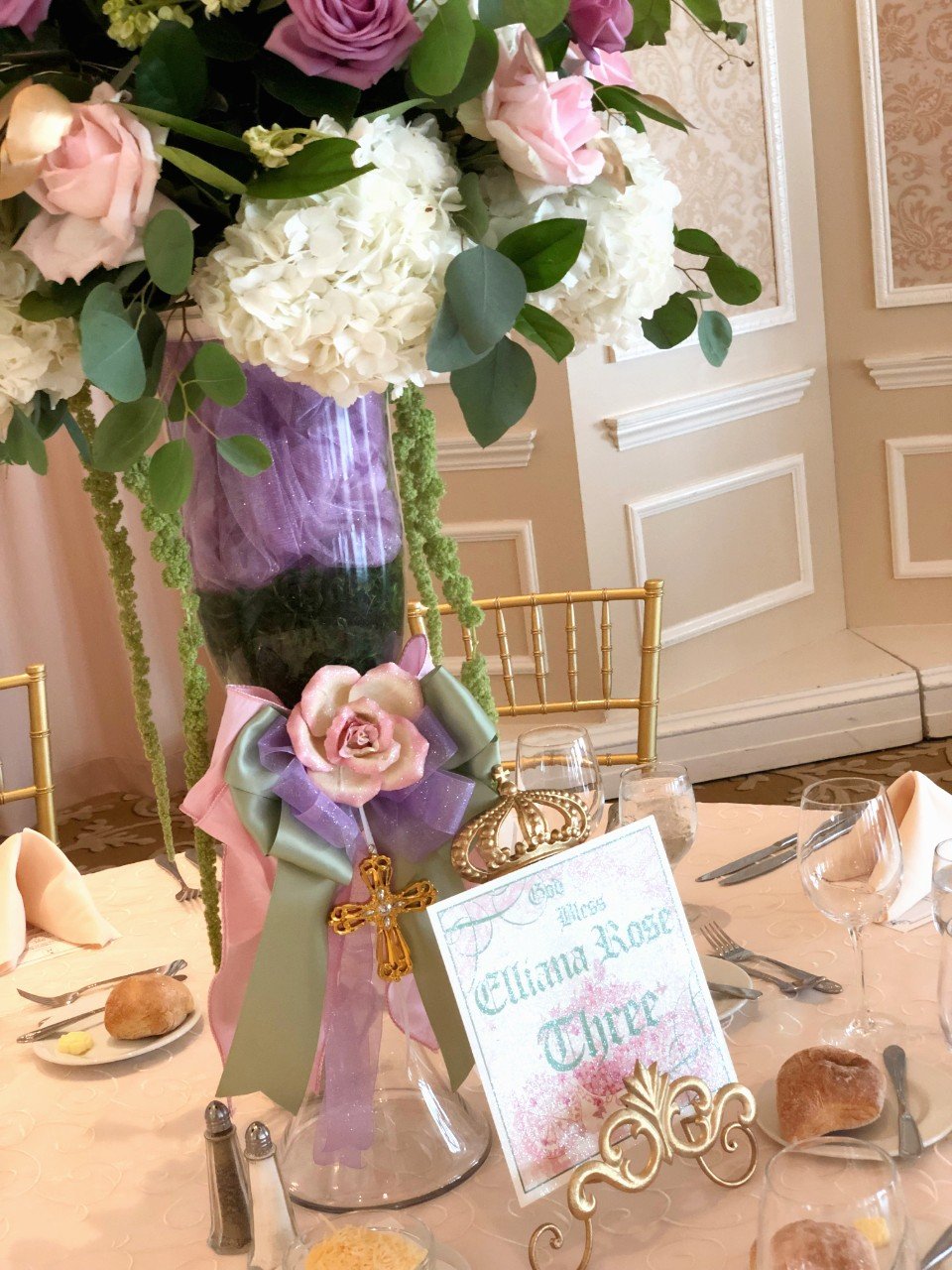 Dalmazio Design Fairy Tale Fresh Floral Centerpiece Rental