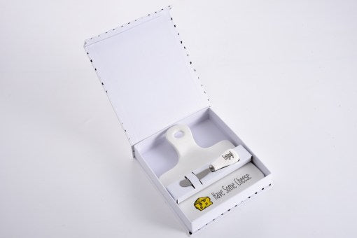 Gift Collection Cheese Board with Spreader