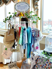 Dress Rack w/ Wings & 12 Pearl Hangers Rental