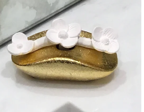 Gold Diffuser With Three White Flowers, "English Pear & Freesia" Scent
