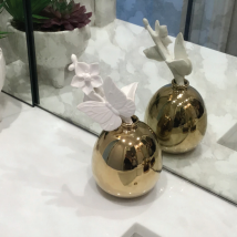 Round Diffuser with Butterflies
