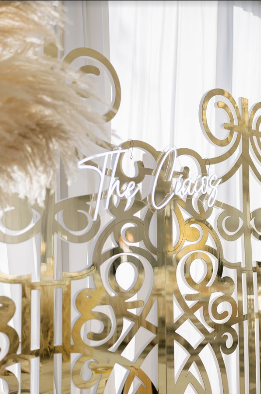 Golden Gate Sweetheart Table Package Rental