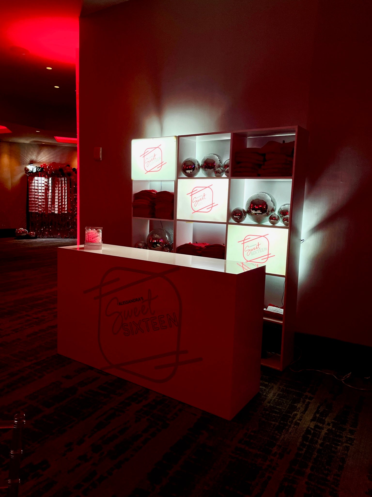 Disco Gift Favor Shop Rental