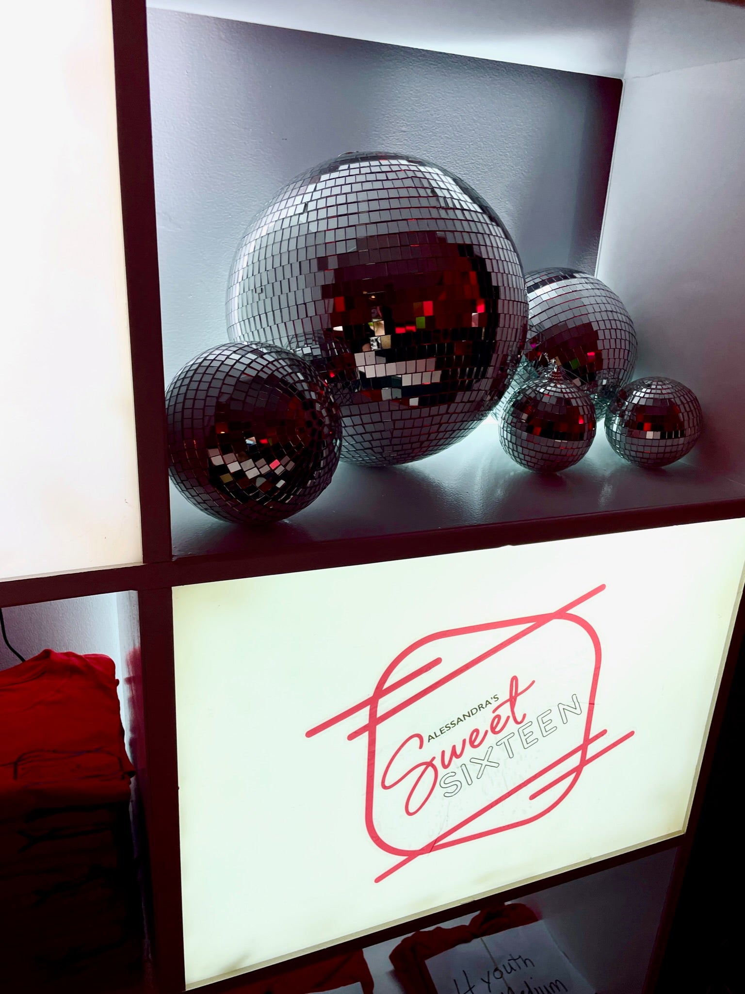 Disco Gift Favor Shop Rental