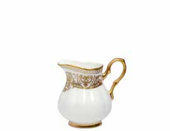 Carlsbad Queen White Creamer