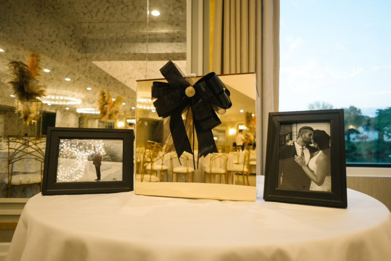 Modern Chic Card Box Rental