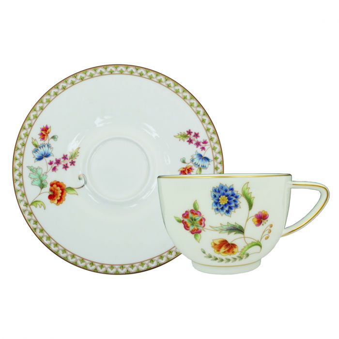 Gione Tea Cup & Saucer