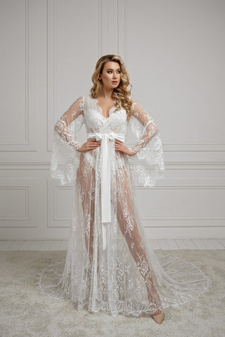 Belladonna Lace Bridal Robe