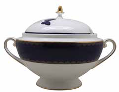 Covered Vegetable Bowl/ Soup Tureen