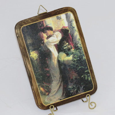 Dalmazio Design Gift Favor - Wooden Plaque Romeo & Juliet Kiss