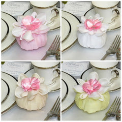 Dalmazio Design Ninfea Sachet with Rose Petals (Assorted Colors)